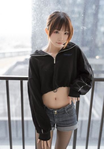 董小宛之姐妹闹新春果冻的背景_BD英语手机在线看