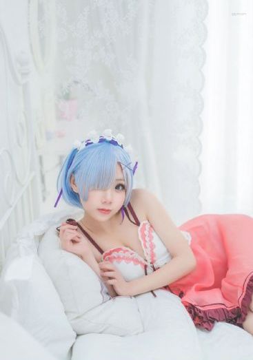 久草美女_国产剧在线视频观看