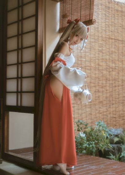 有钱人去哪里找女人_超清版蓝光版中文字幕包