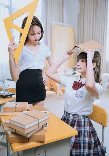 国产femdom足调教在线视频_超清全集免费播放
