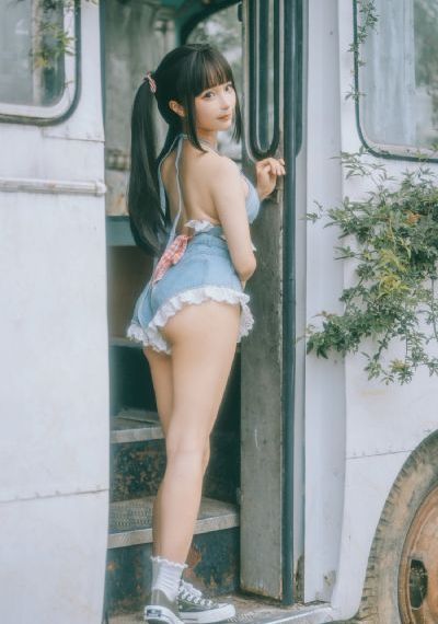 成人精品午夜无码免费视频观看_720完整在线观看