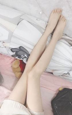 av人摸人人人澡人人超碰妓女_超清全集免费播放