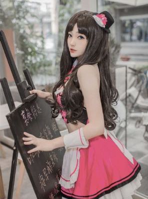 趴在办公桌I被肉H视频_4K全集在线观看